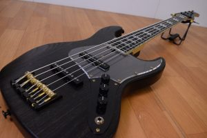 【相場・査定例】Bacchus（バッカス）のベースの買取価格！高額買取となるBacchus（バッカス）のベースとは